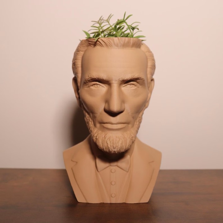 A-List Accessories 3D-printed planter